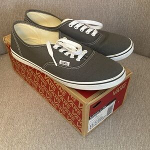 Vans M8/W9.5
